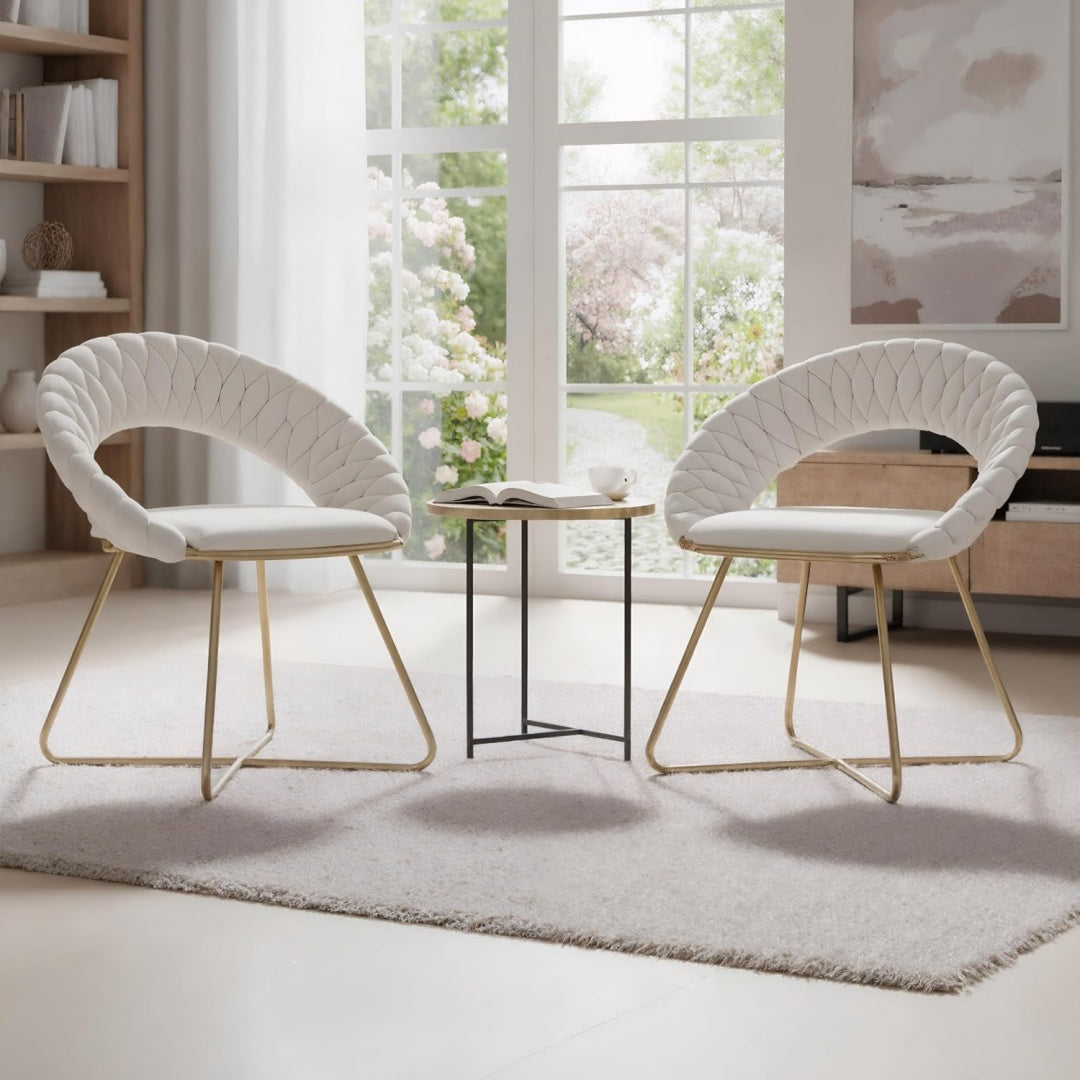 Poltrona confortevole struttura in metallo rivestimento in velluto beige